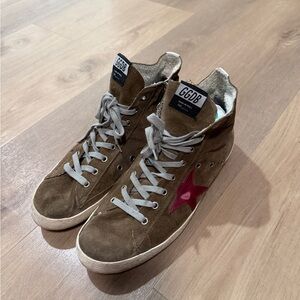 Golden Goose Brown Suede High-Top Sneakers with Red Star